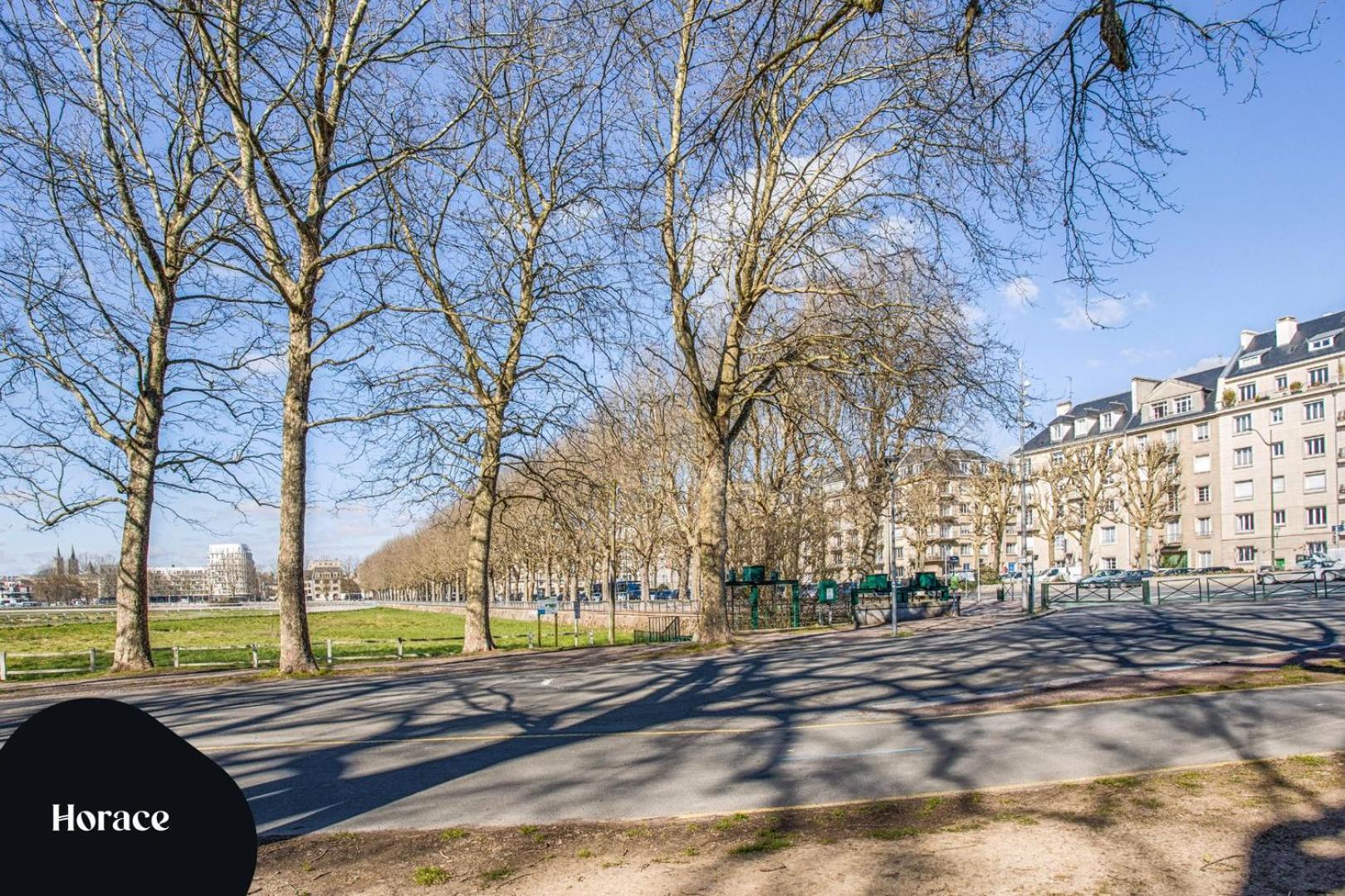 La Casa Bella — Parking Prive & Vue Sur L'abbaye Caen